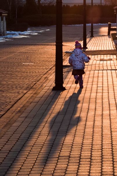 Kurs fotografii dziecięcej (6): W poszukiwaniu światła