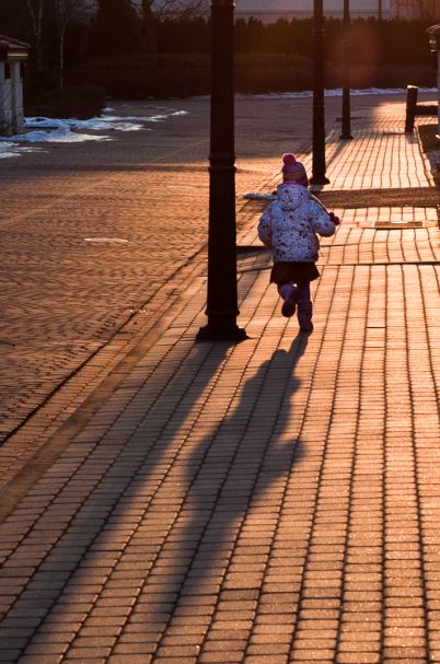 Kurs fotografii dziecięcej (6): W poszukiwaniu światła 