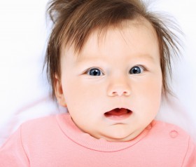 3 miesiąc życia niemowlęcia, kalendarz rozwoju niemowlaka
