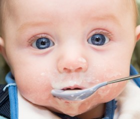jak wprowadzać gluten do diety niemowlaka